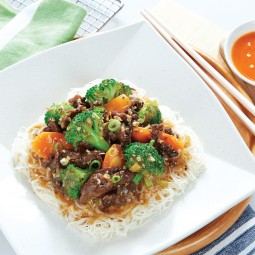 Foto Bihun Brokoli Sapi Lada Hitam