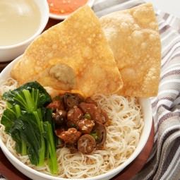 Foto Bihun Special GM Pangsit Goreng