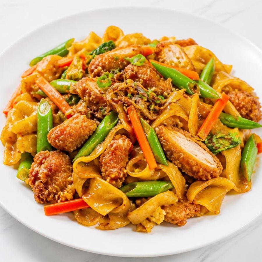 Foto Bakmi Golek Kwetiaw Goreng Ayam Spesial