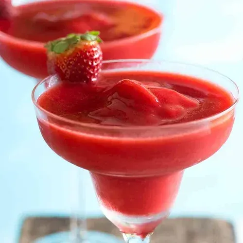 Foto Strawberry Daquri Karnivor