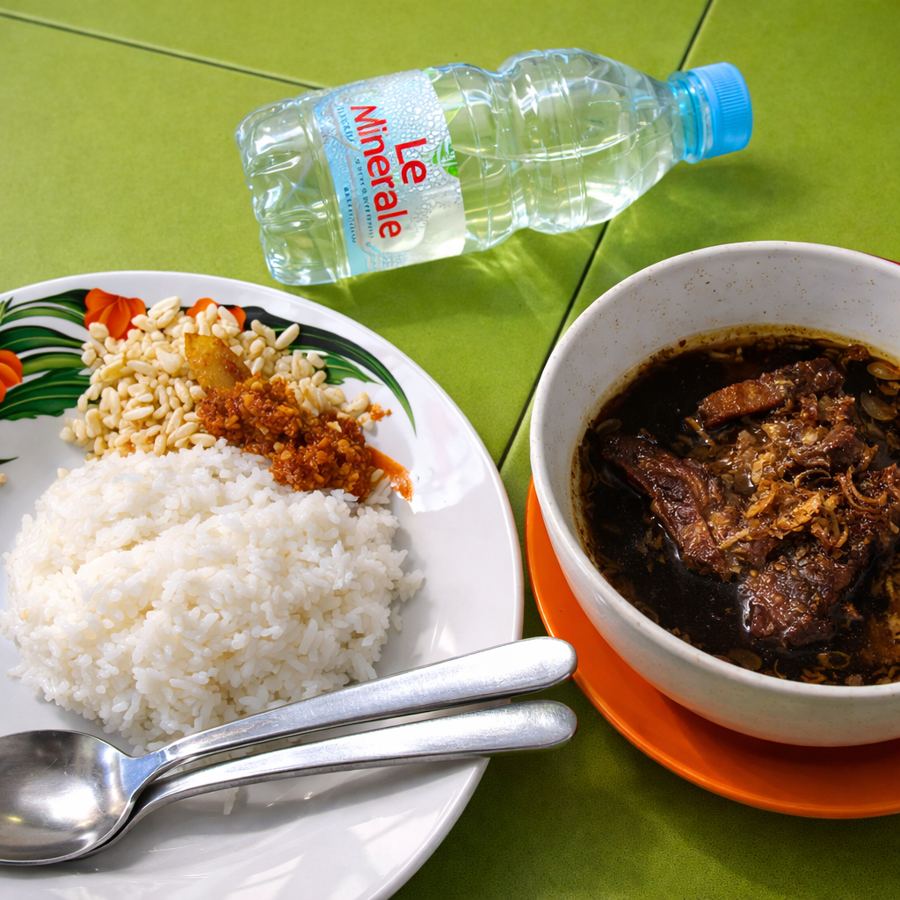 Foto Paket Rawon Nasi Lemineral
