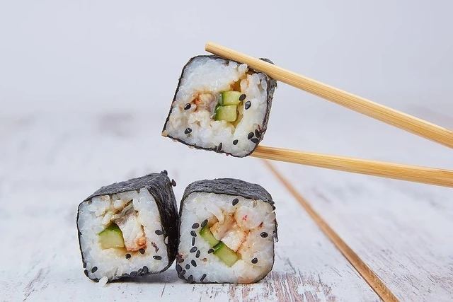 Foto Tuna Salad Maki