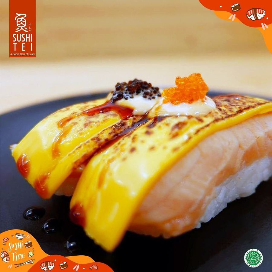 Foto Special Salmon Cheese Sushi